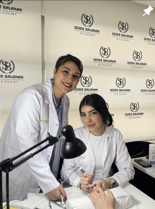 Begüm Atelier çalışma anı